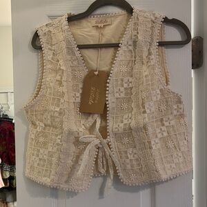 Listicle Cream Lace Vest
